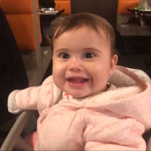 Meet your Posher, Laura